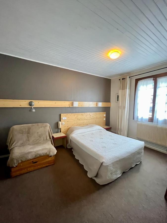 Hotel Le Coq D'Or Les Angles  Bagian luar foto