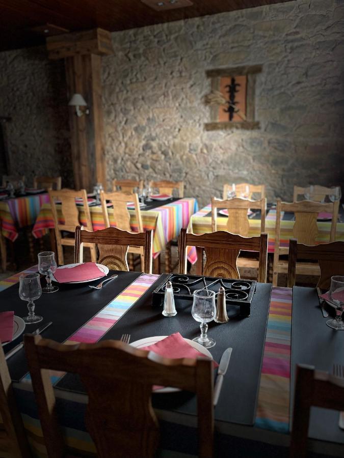 Hotel Le Coq D'Or Les Angles  Bagian luar foto