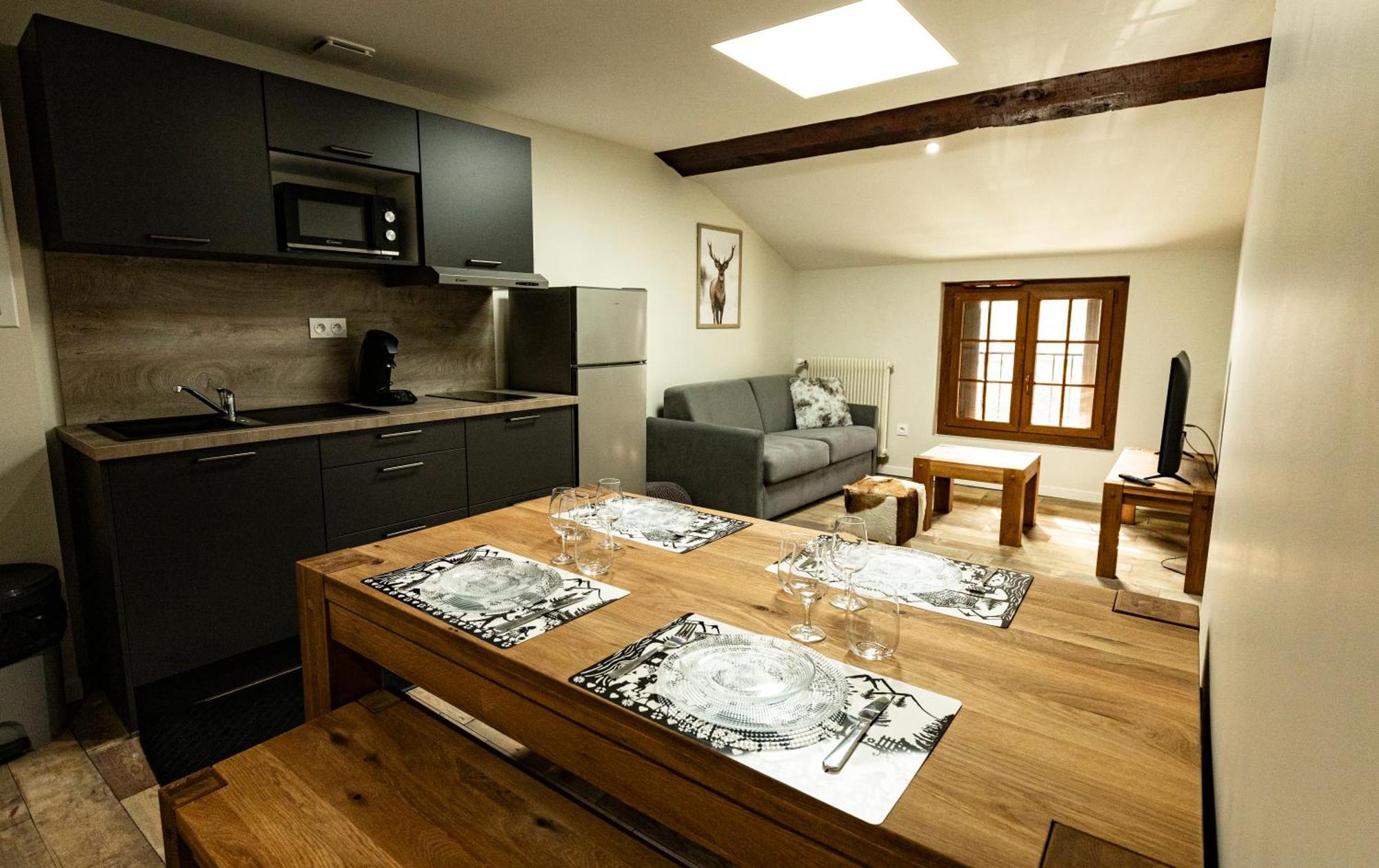 Hotel Le Coq D'Or Les Angles  Bagian luar foto